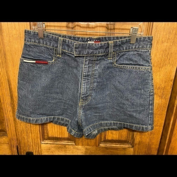 Tommy Hilfiger Y2K Denim Shorts‎ with flag size 11 - Picture 1 of 5